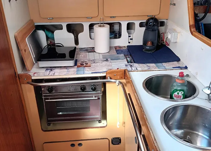 Botel Spirit Of Shackleton Yacht