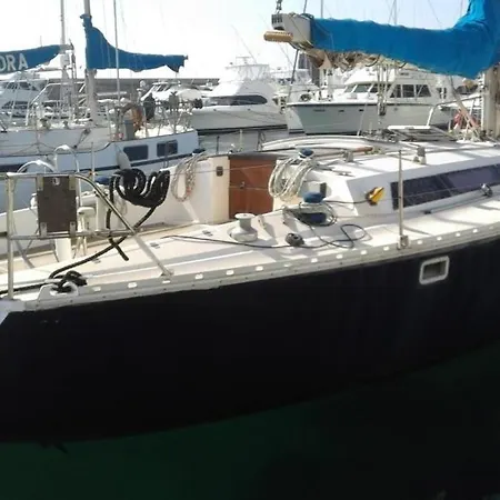 Spirit Of Shackleton Yacht Botel *