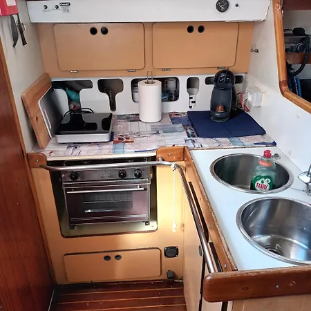 Úszó hotel Spirit Of Shackleton Yacht